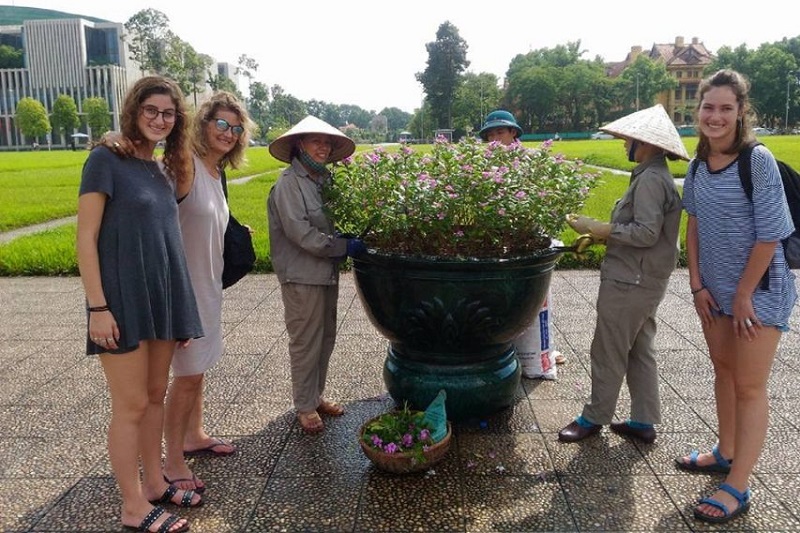 Food on Foot Tour Hanoi Join-in Group Daily Departure 18:00